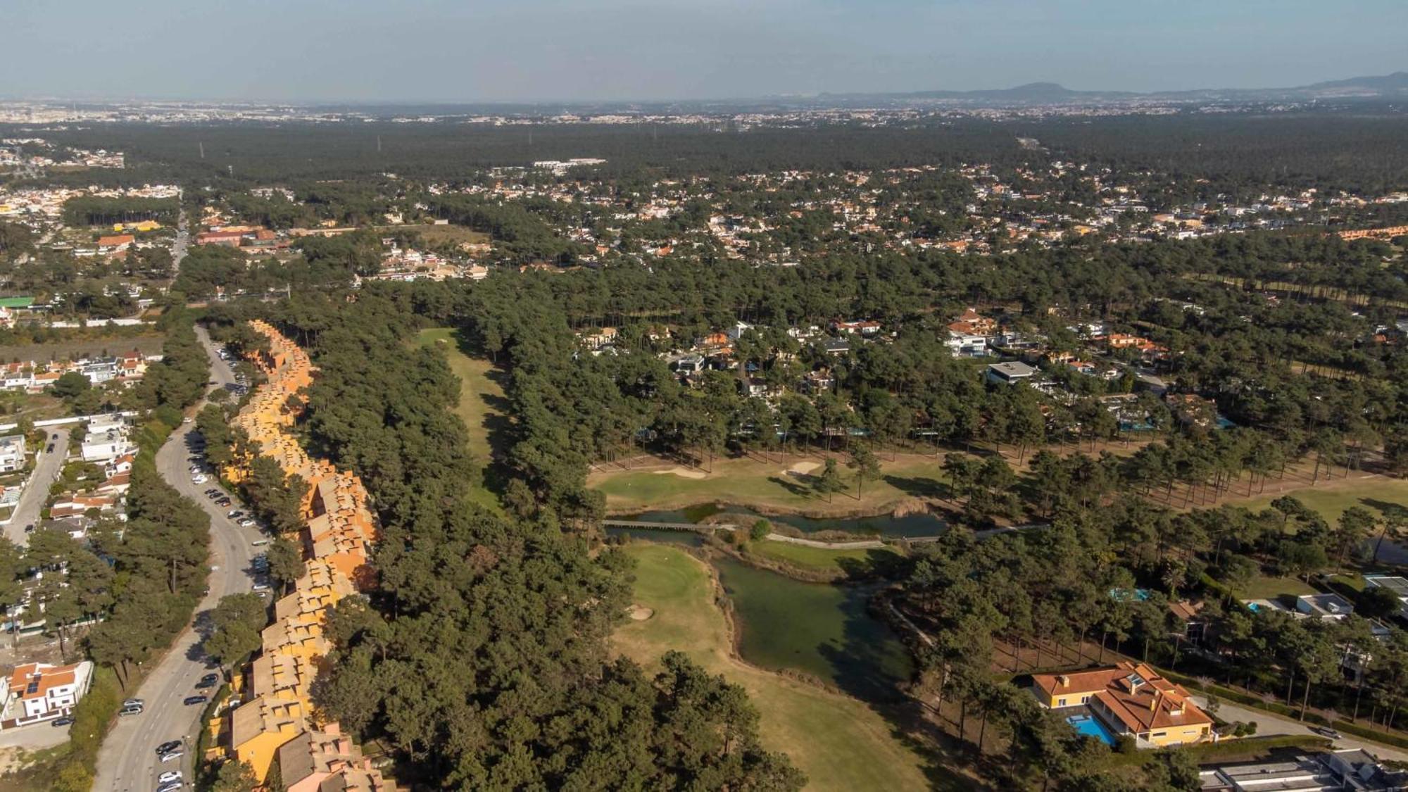 Sun & Sea Golf House Apartment Aroeira  Bagian luar foto